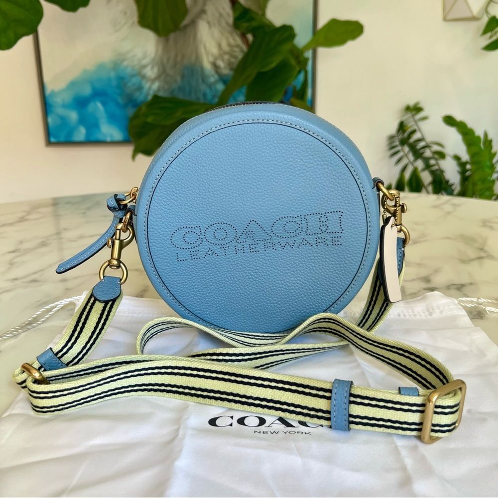 NWOT Coach Kia Circle Bag In Colorblock Brass Azure Blue Multi C3427 Crossbody